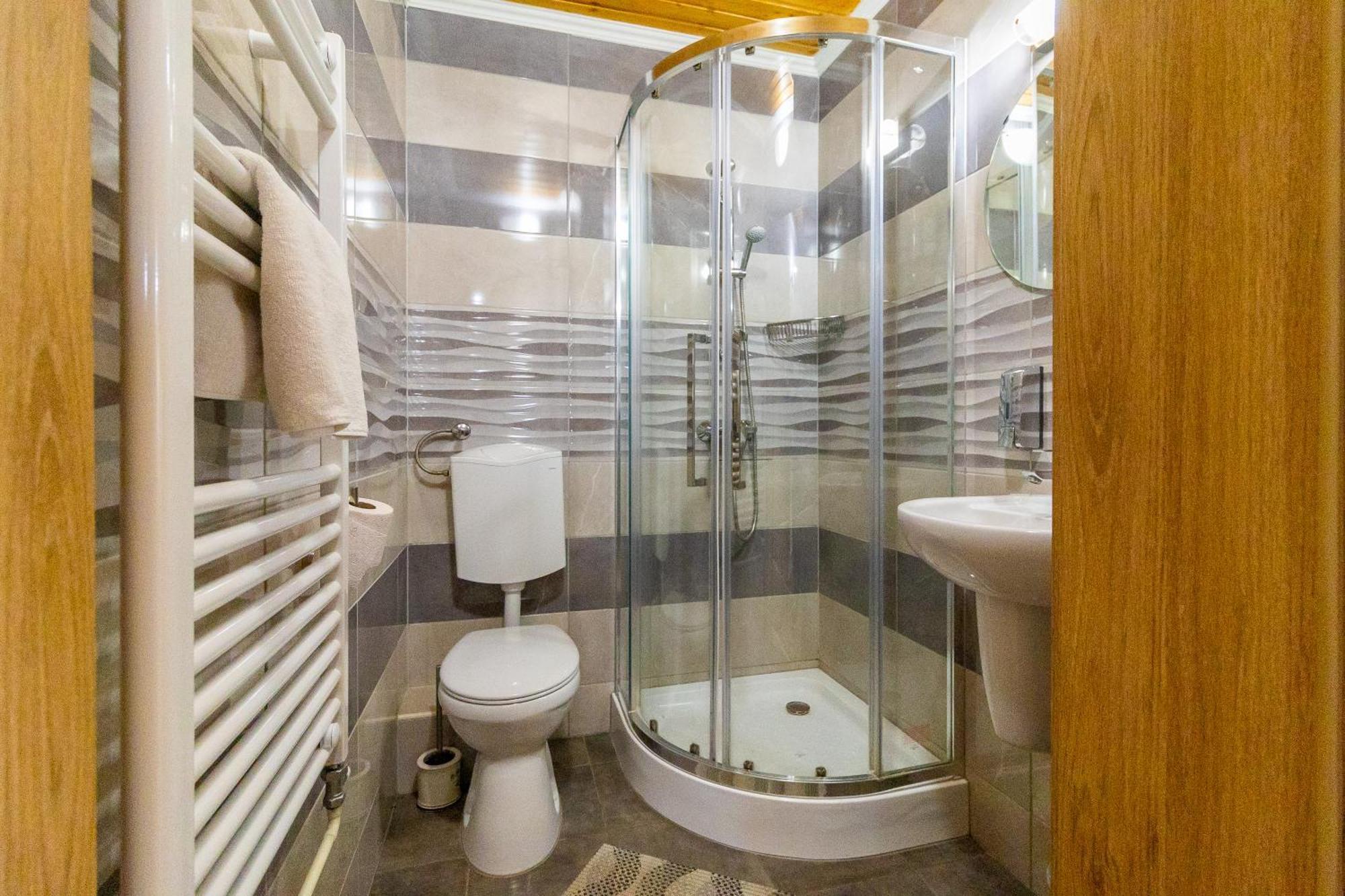 Tisza Panzio Es Apartman ทิสเซาอีแวรอช ภายนอก รูปภาพ