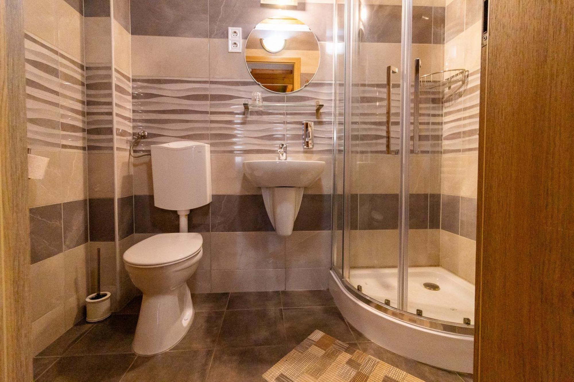 Tisza Panzio Es Apartman ทิสเซาอีแวรอช ภายนอก รูปภาพ